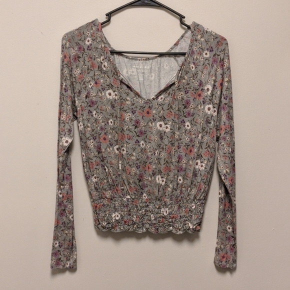 American Eagle Outfitters Tops - American Eagle  Long Sleeve Floral Tee